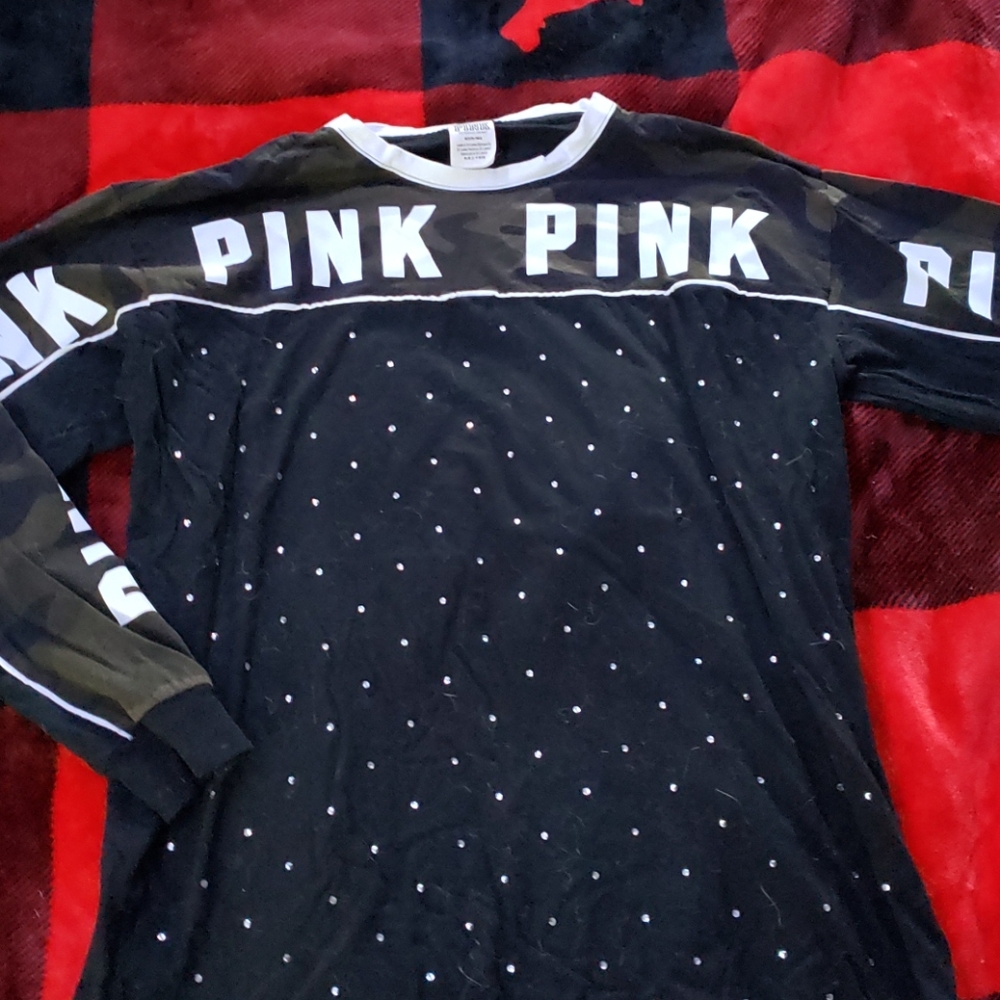 VS PINK camo & sparkle long sleeve top